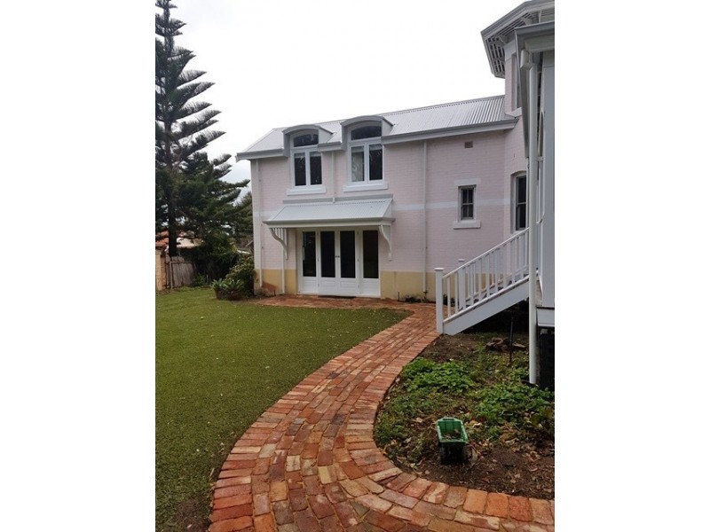 12 Fraser Street, Swanbourne WA 6010