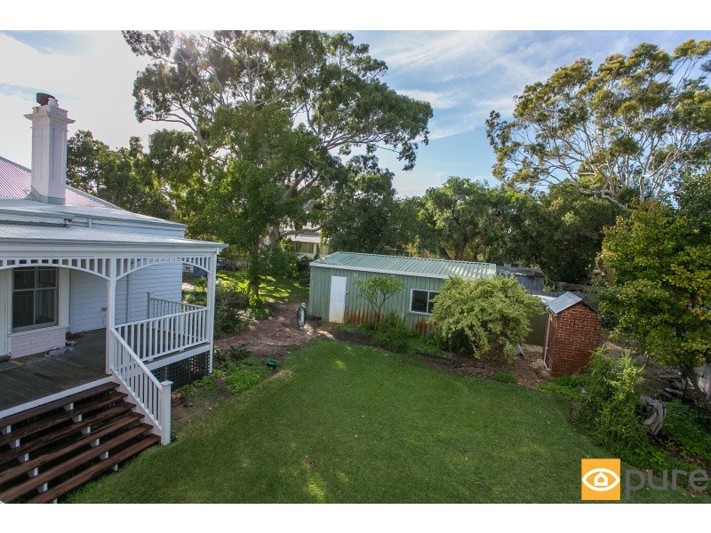 12 Fraser Street, Swanbourne WA 6010