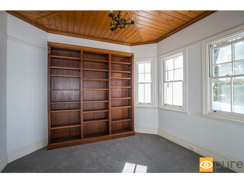 12 Fraser Street, Swanbourne WA 6010