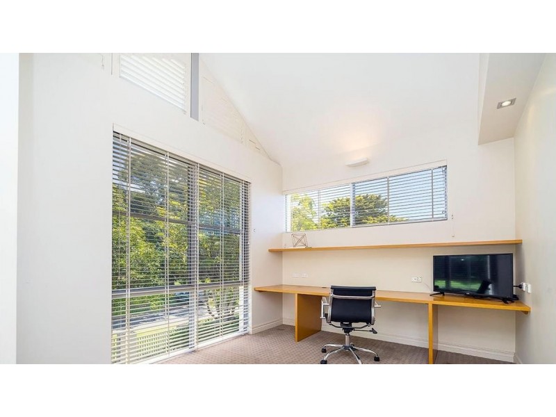 10 Bostock Road, Nedlands WA 6009