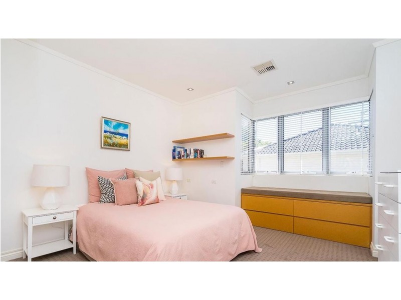 10 Bostock Road, Nedlands WA 6009