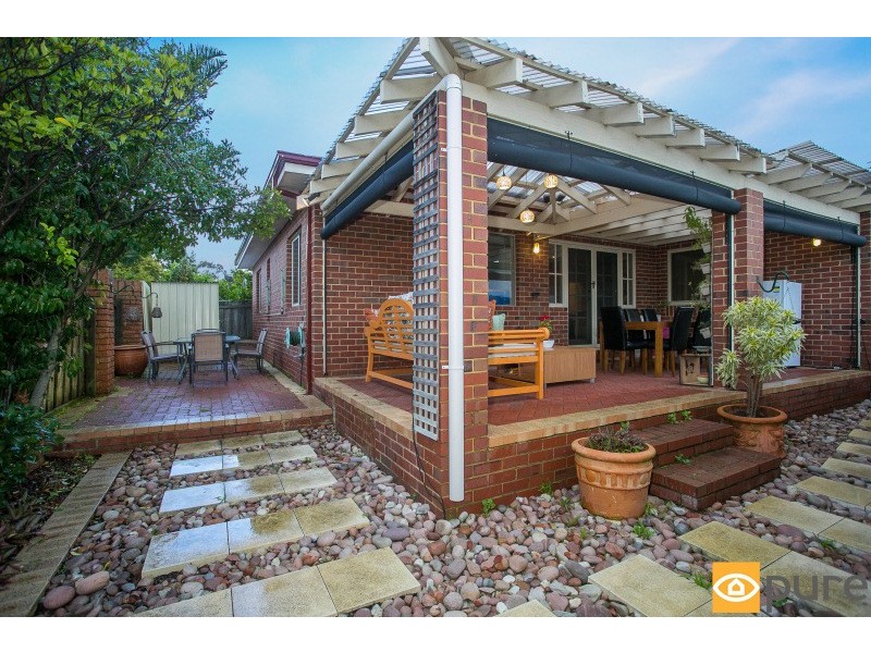 14 McKenna Glen, Mount Claremont WA 6010