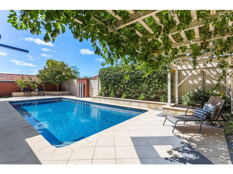 62 Clement Street, Swanbourne WA 6010