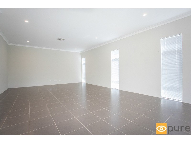 254C Grand Promenade, Dianella WA 6059