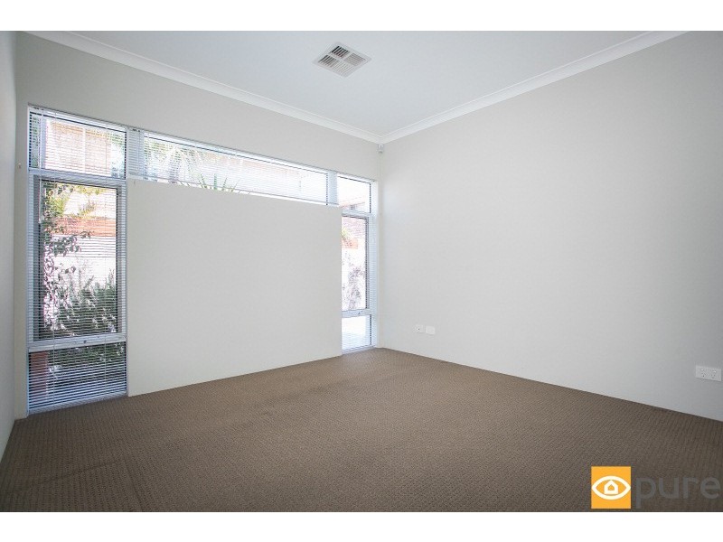 254C Grand Promenade, Dianella WA 6059