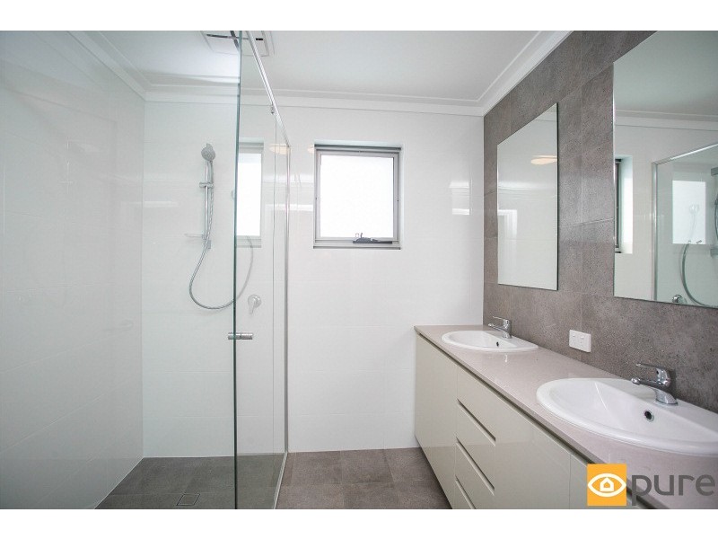 2/43 Troy Terrace, Daglish WA 6008