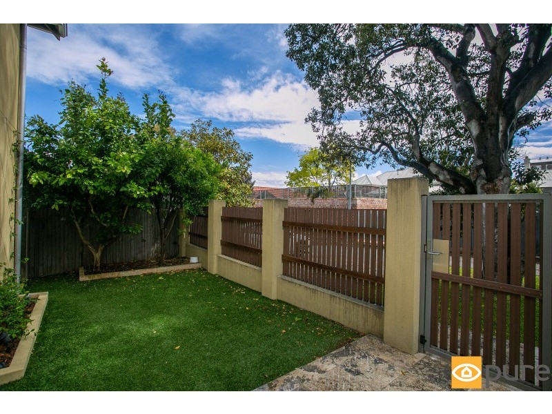 28 McNamara Way, Cottesloe WA 6011