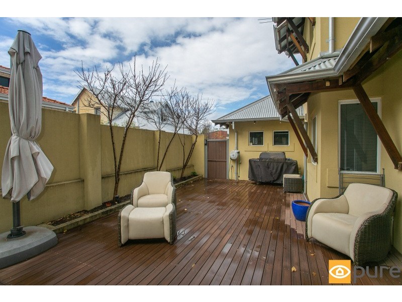 28 McNamara Way, Cottesloe WA 6011