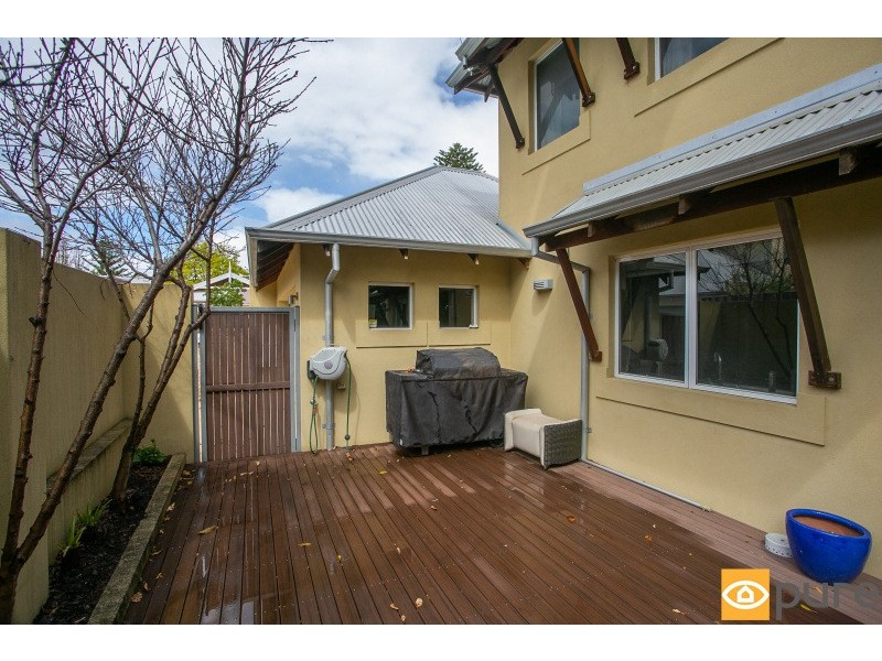 28 McNamara Way, Cottesloe WA 6011
