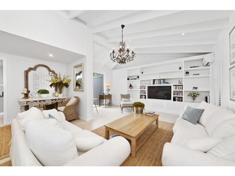 2A Cliff Road, Claremont WA 6010