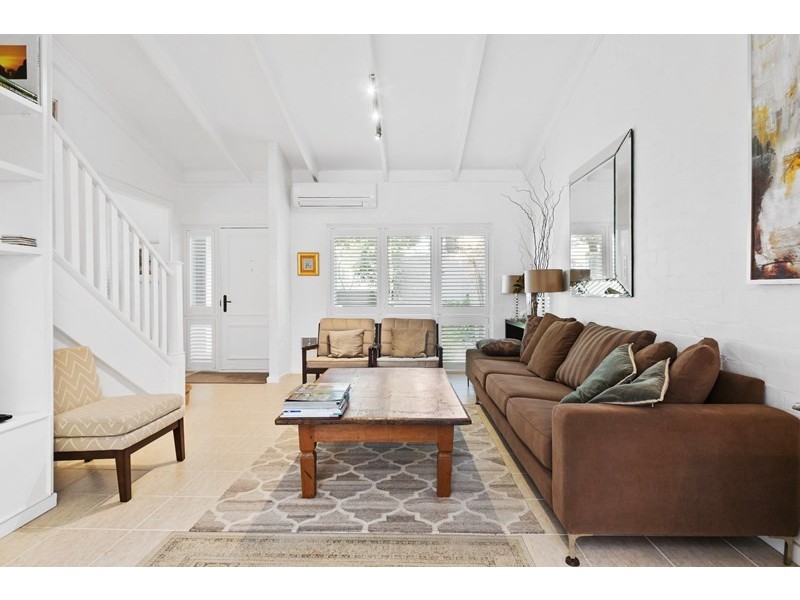 2A Cliff Road, Claremont WA 6010