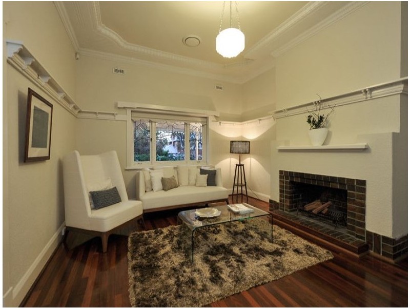 8 Rene Road, Dalkeith WA 6009