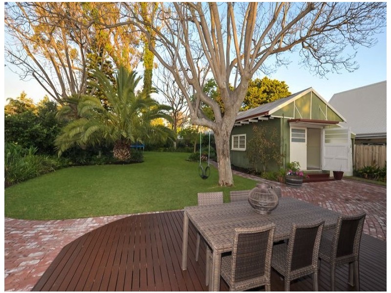 8 Rene Road, Dalkeith WA 6009