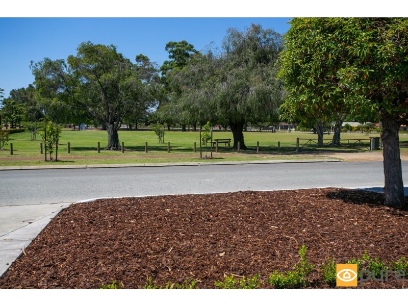 18B Broadway, Embleton WA 6062