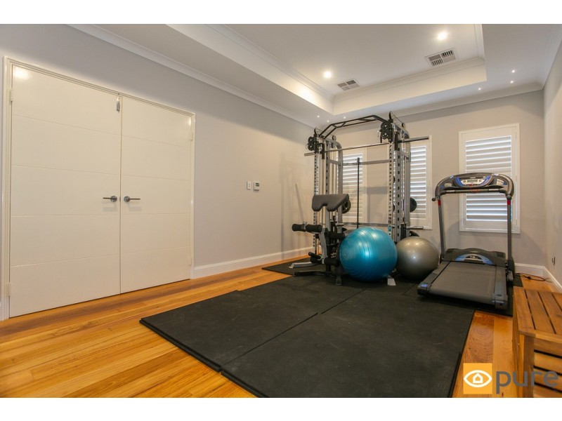 28 Acton Avenue, Rivervale WA 6103