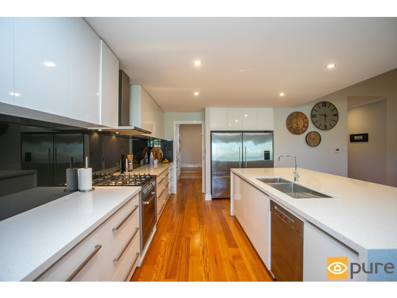 28 Acton Avenue, Rivervale WA 6103