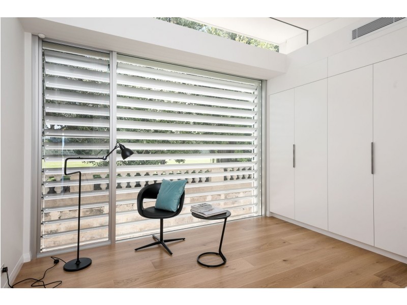 10/15 Overton Gardens, Cottesloe WA 6011