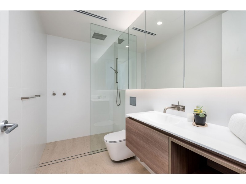 10/15 Overton Gardens, Cottesloe WA 6011