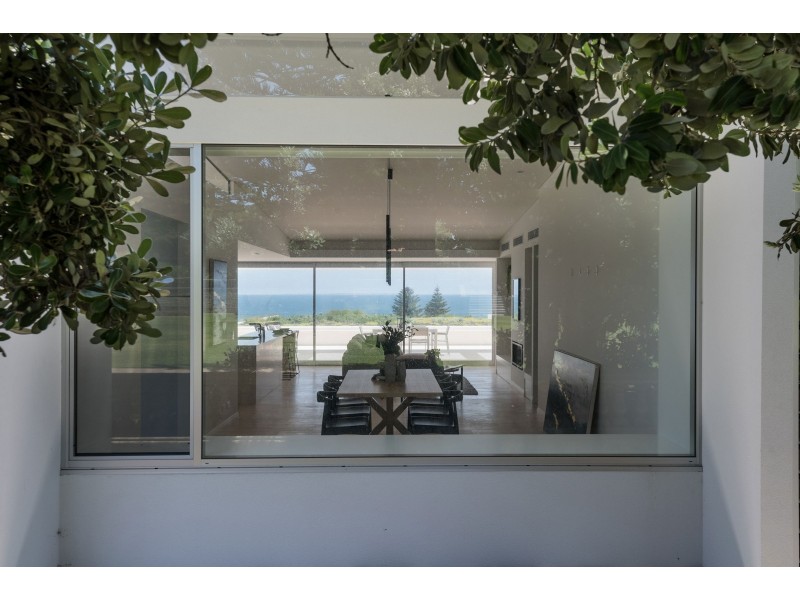 10/15 Overton Gardens, Cottesloe WA 6011