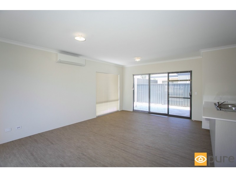 1/45 Colne Way, Girrawheen WA 6064