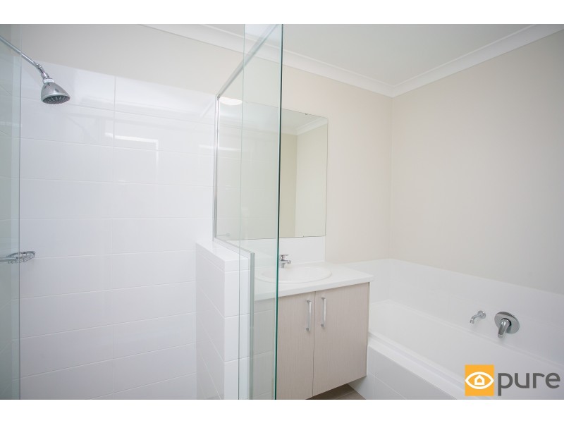 1/45 Colne Way, Girrawheen WA 6064