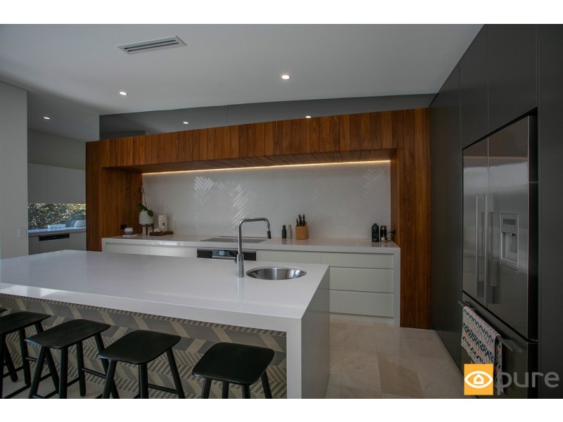 8 Rosebery Street, Jolimont WA 6014