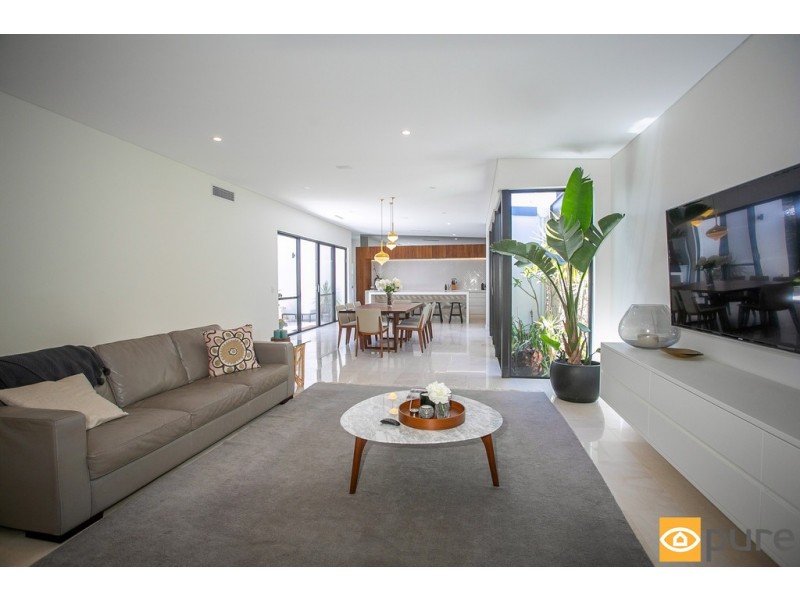 8 Rosebery Street, Jolimont WA 6014