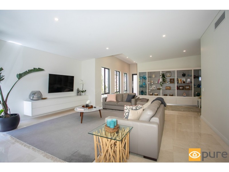 8 Rosebery Street, Jolimont WA 6014