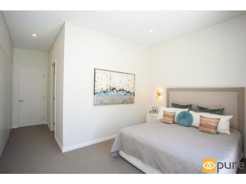 8 Rosebery Street, Jolimont WA 6014