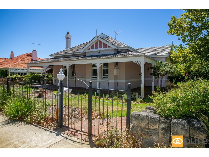 8 Goldsworthy Road, Claremont WA 6010