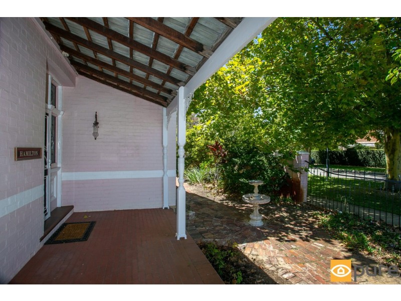 8 Goldsworthy Road, Claremont WA 6010