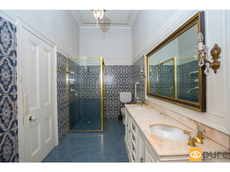 8 Goldsworthy Road, Claremont WA 6010