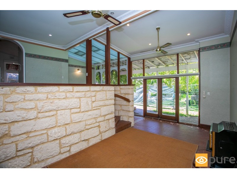 8 Goldsworthy Road, Claremont WA 6010