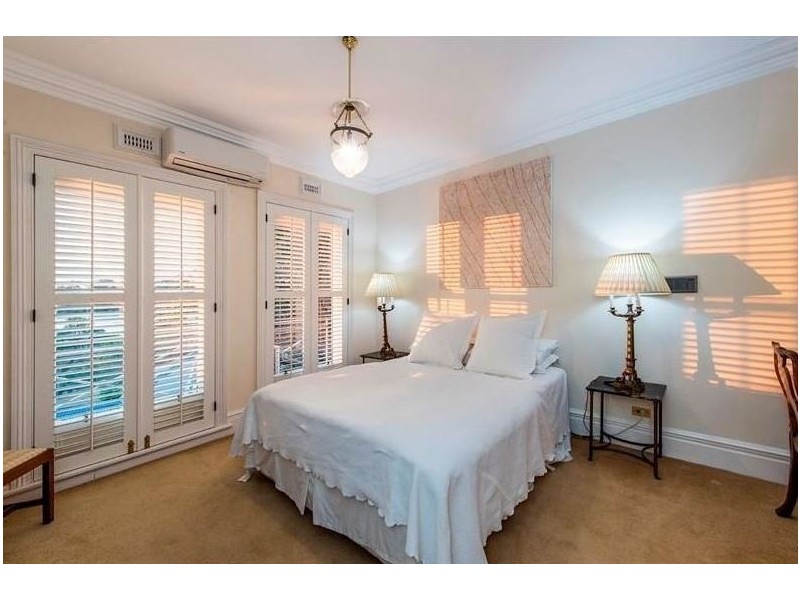 3 Crewe Street, Bicton WA 6157