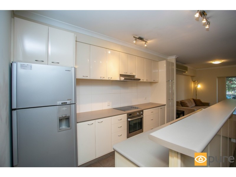 2/294 Newcastle Street, Perth WA 6000