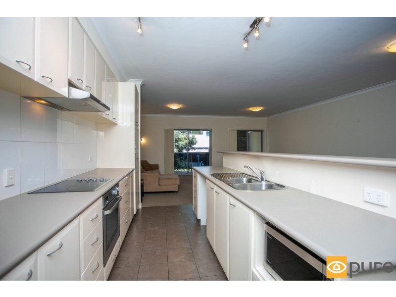 2/294 Newcastle Street, Perth WA 6000