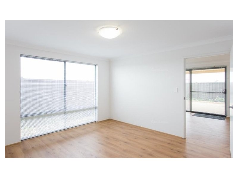 37a Longford Road, Beaconsfield WA 6162