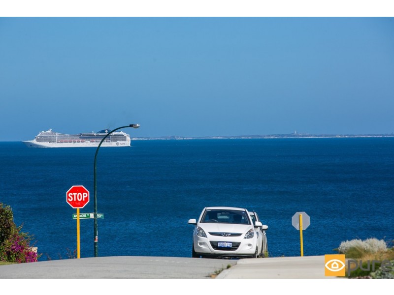 8/11-17 Princes Street, Cottesloe WA 6011