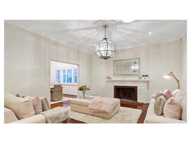 106 Dalkeith Road, Nedlands WA 6009