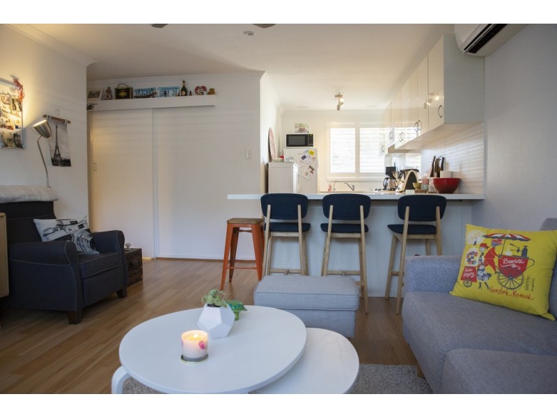 4/1A Jersey Street, Daglish WA 6008