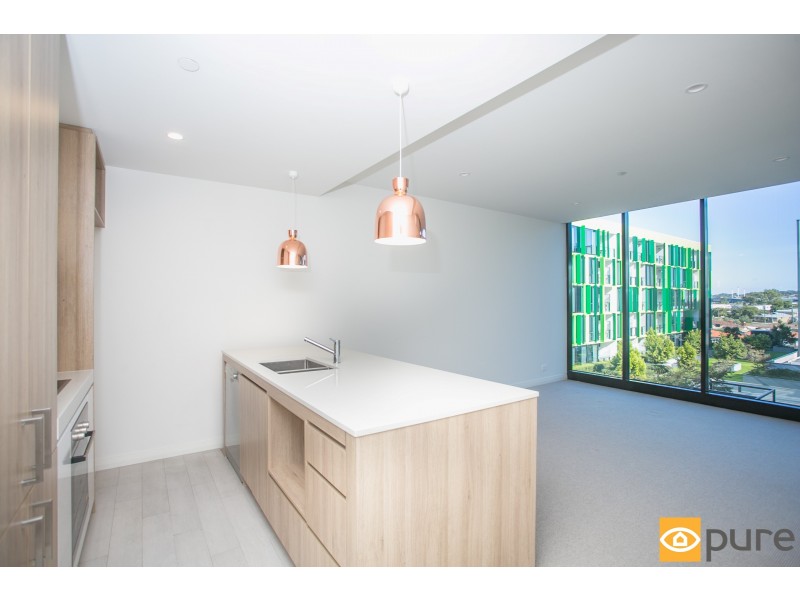 409/6 Baumea Way, Innaloo WA 6018