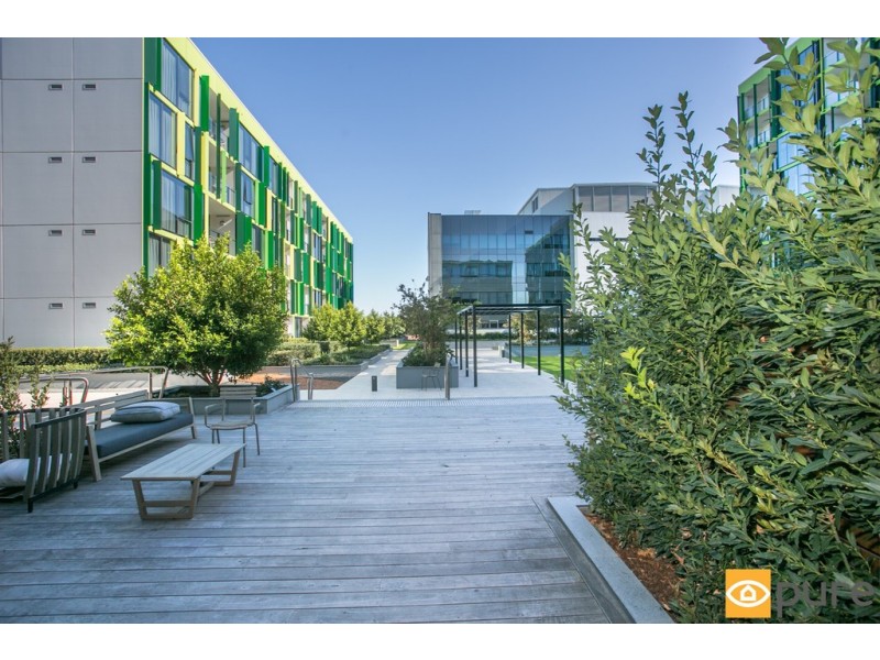 409/6 Baumea Way, Innaloo WA 6018