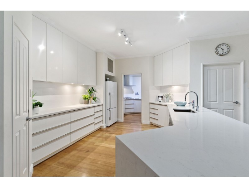 13 Campsie Street, Nedlands WA 6009