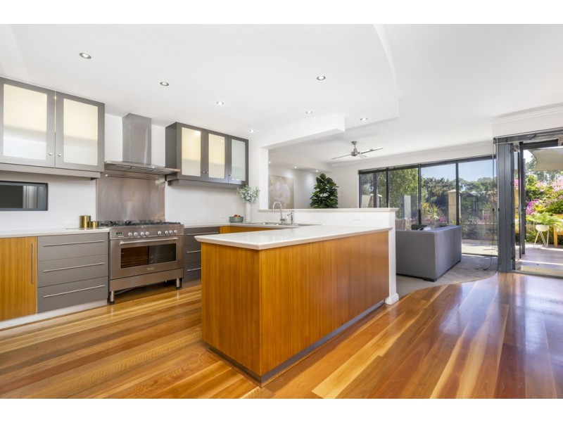 5 Dryandra Way, Mount Claremont WA 6010
