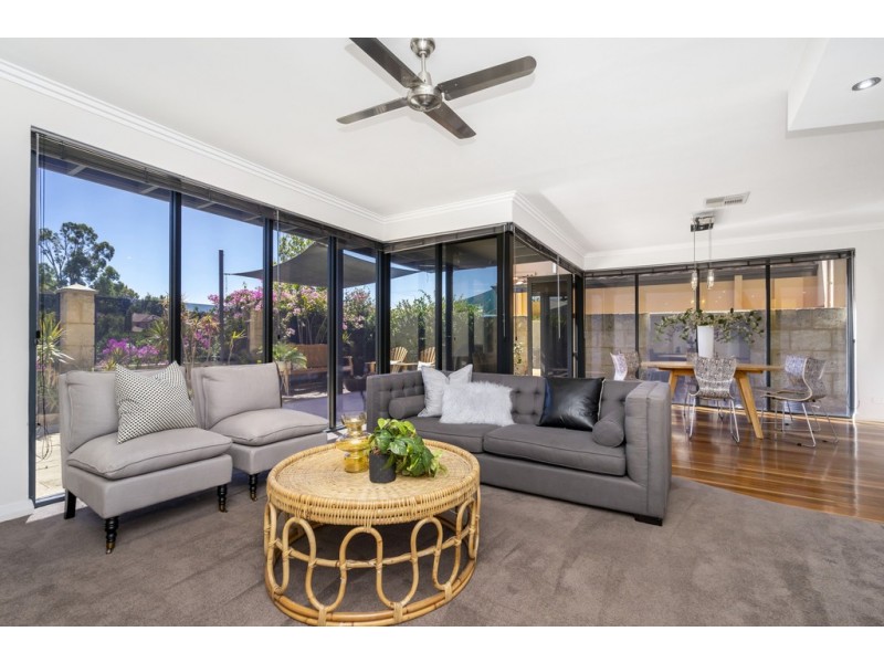 5 Dryandra Way, Mount Claremont WA 6010