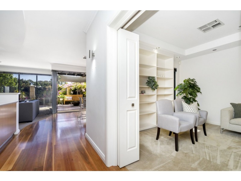 5 Dryandra Way, Mount Claremont WA 6010