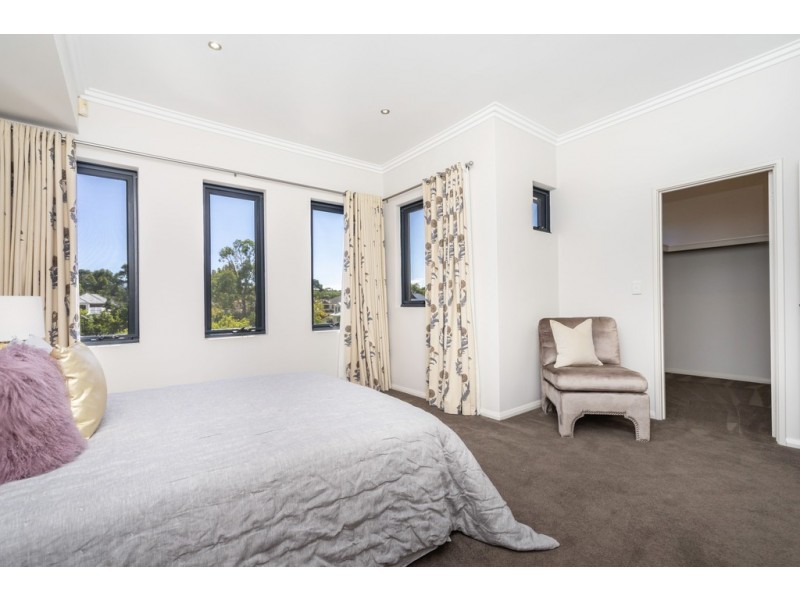 5 Dryandra Way, Mount Claremont WA 6010