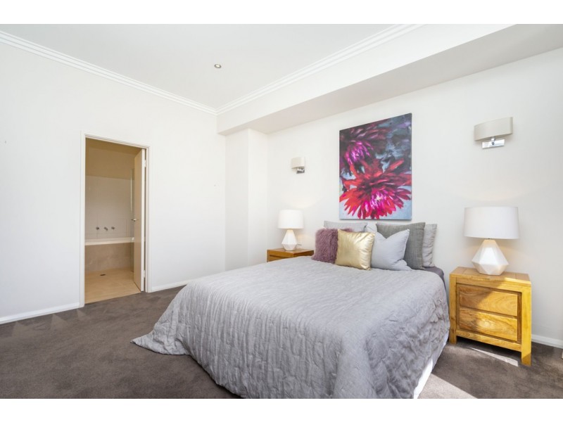 5 Dryandra Way, Mount Claremont WA 6010