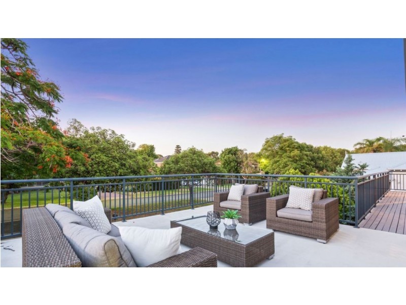 62 Viewway, Nedlands WA 6009