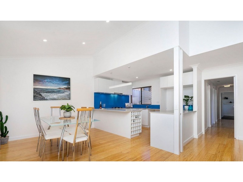 6/4 Perina Way, City Beach WA 6015